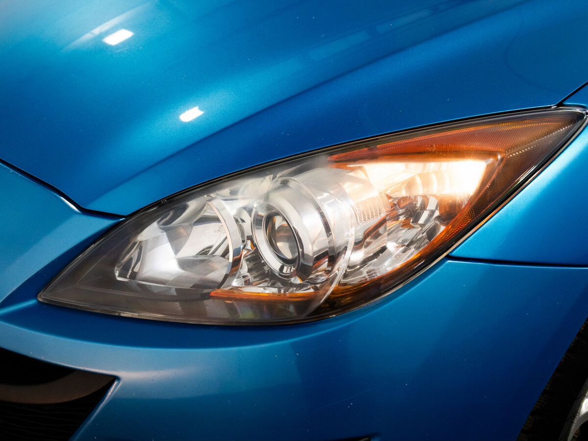 Mazda 3 2011 - фото автомобиля