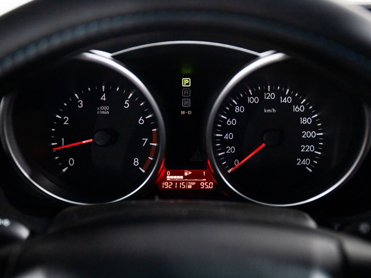 Mazda 3 2011 - фото автомобиля