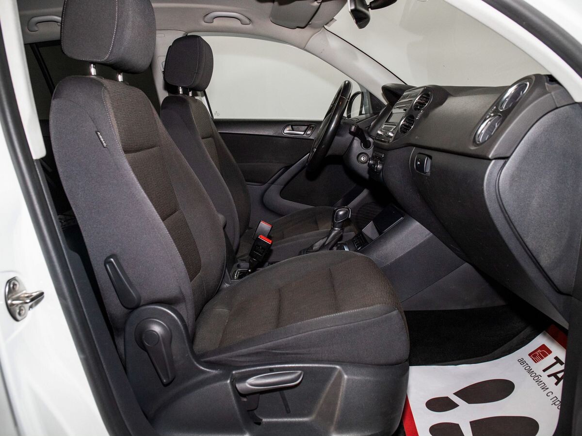 Volkswagen Tiguan 2014 - фото автомобиля