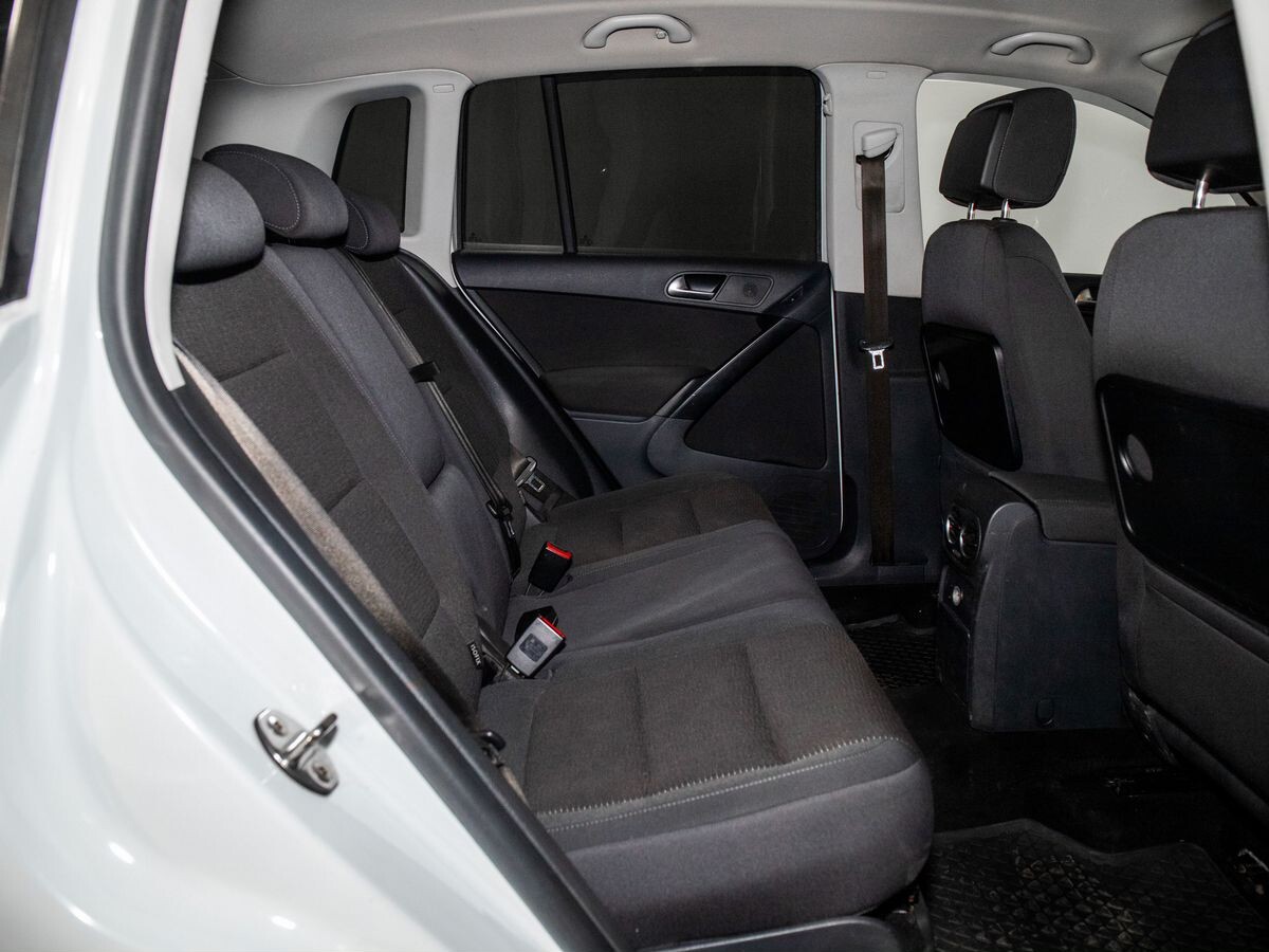 Volkswagen Tiguan 2014 - фото автомобиля