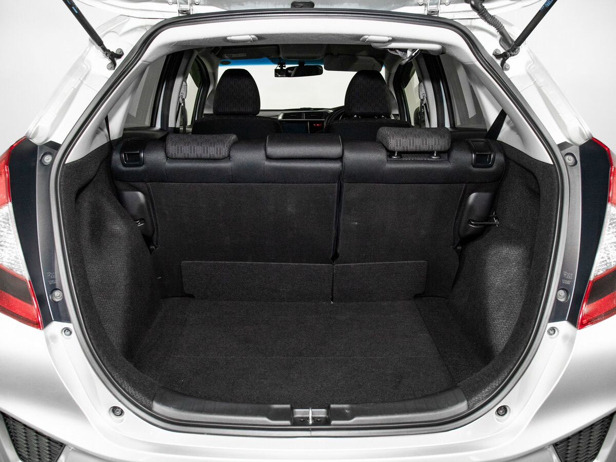 Honda Fit 2013 - фото автомобиля