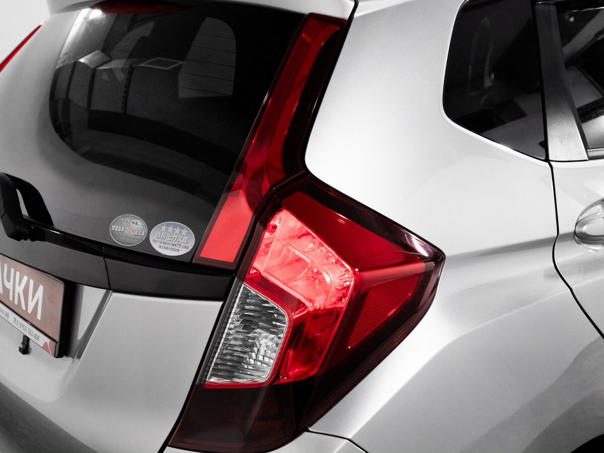 Honda Fit 2013 - фото автомобиля