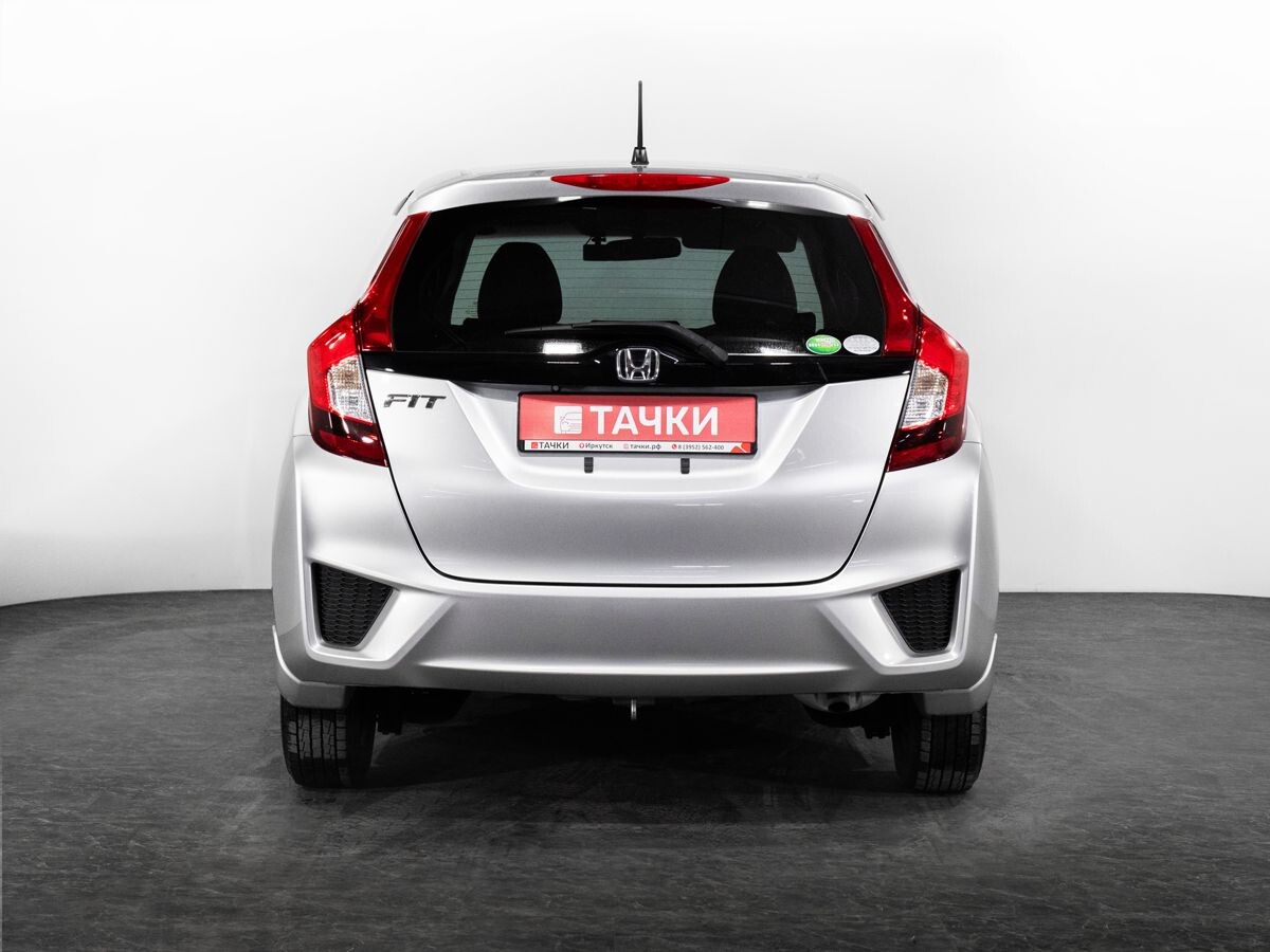 Honda Fit 2013 - фото автомобиля