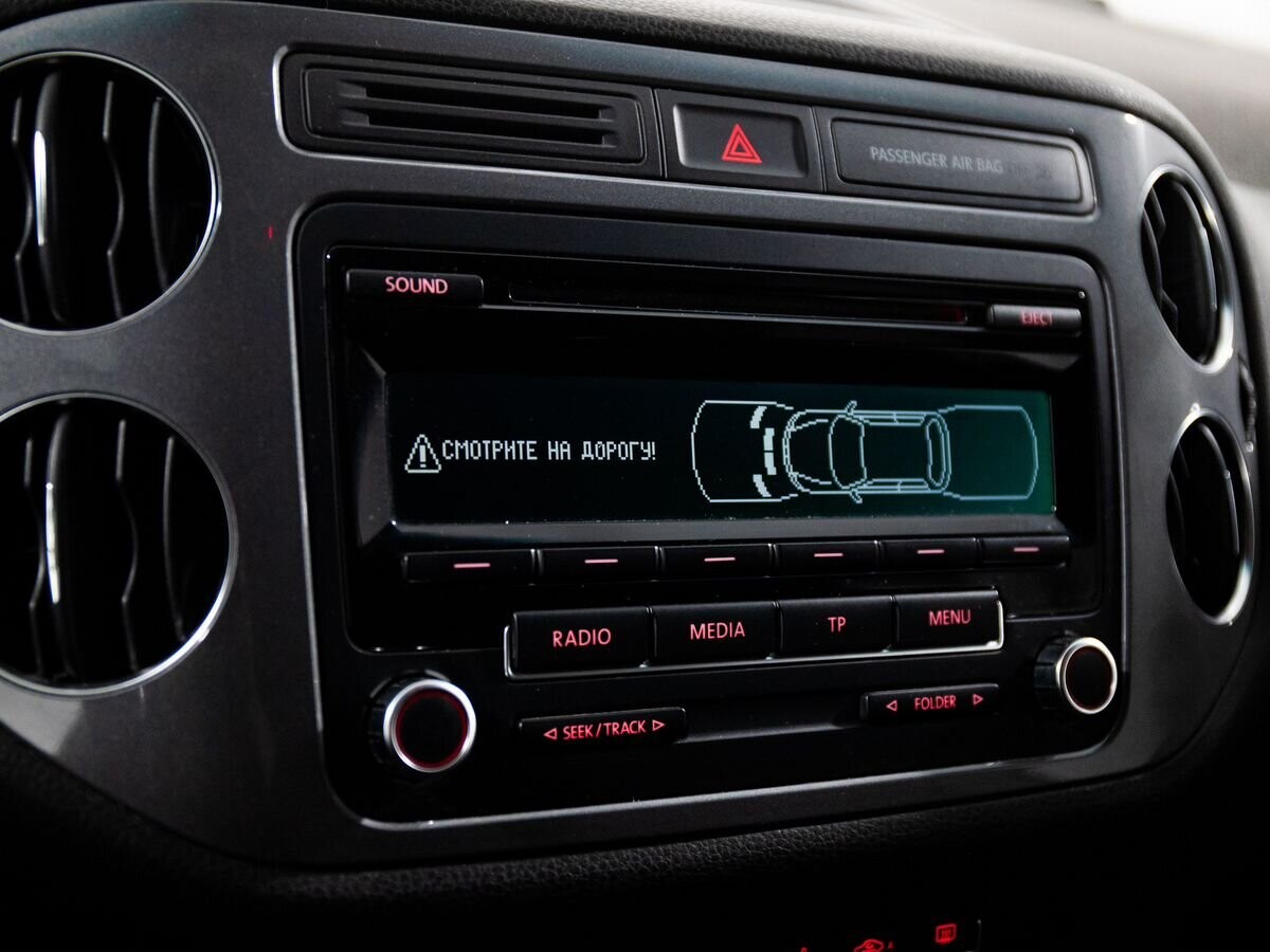 Volkswagen Tiguan 2013 - фото автомобиля