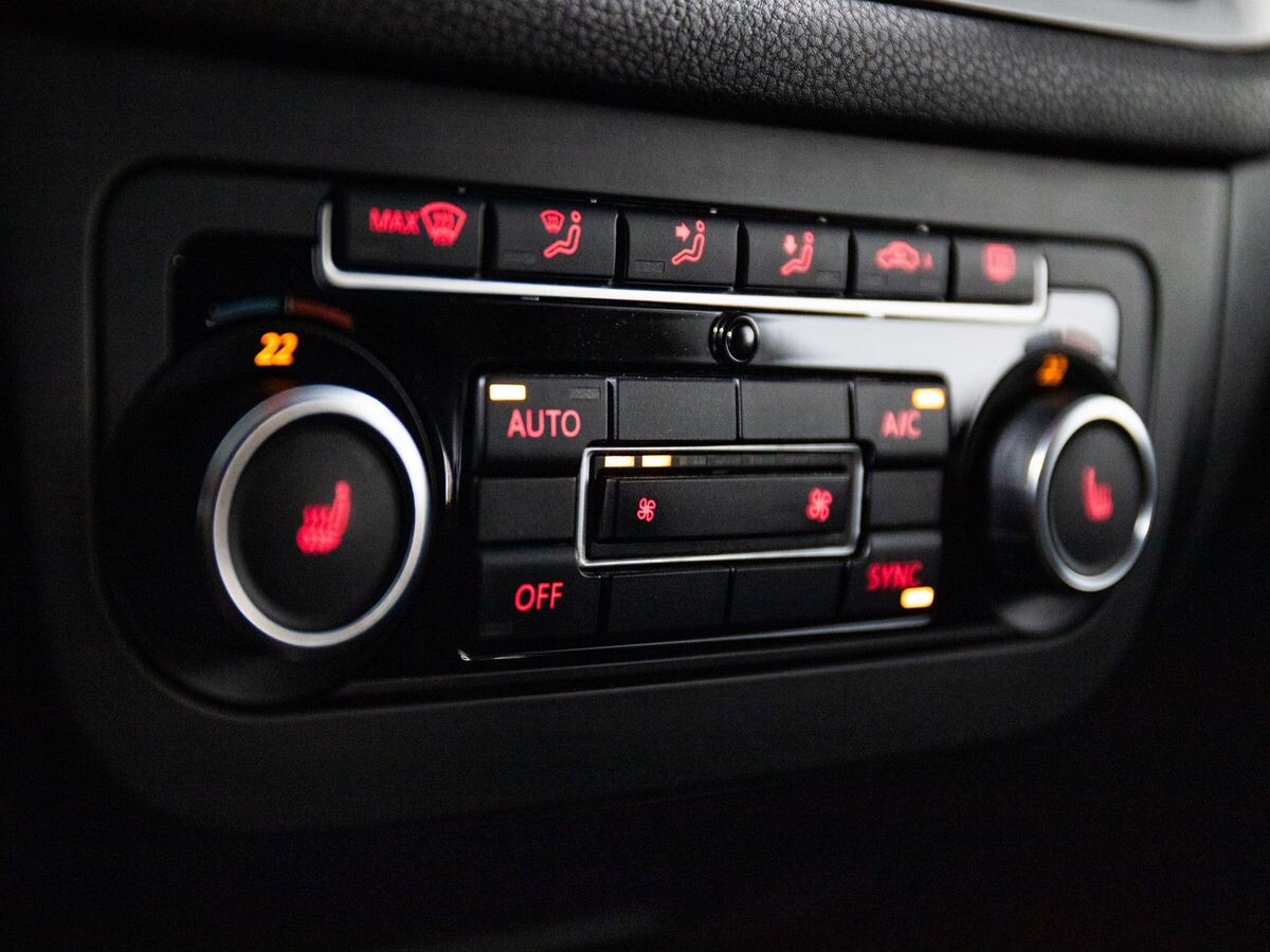 Volkswagen Tiguan 2013 - фото автомобиля