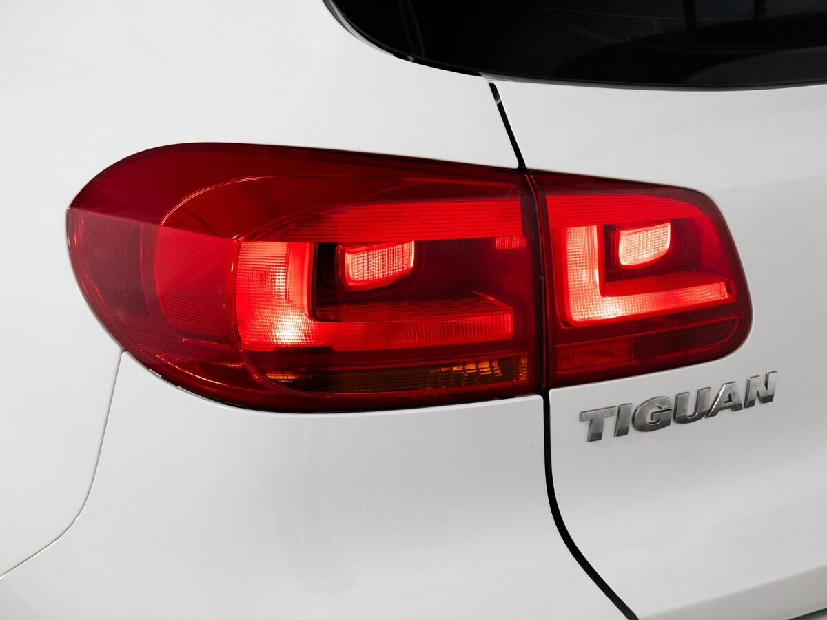 Volkswagen Tiguan 2013 - фото автомобиля