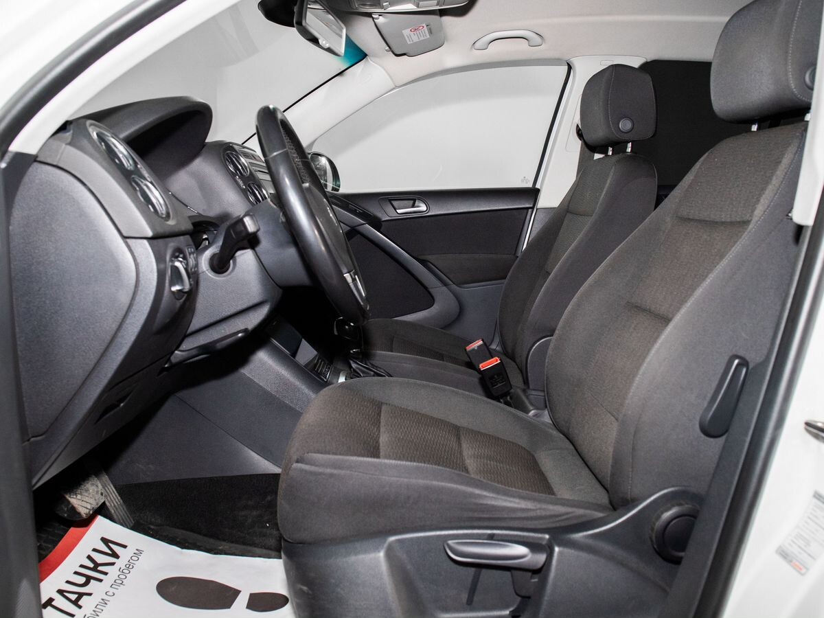 Volkswagen Tiguan 2013 - фото автомобиля