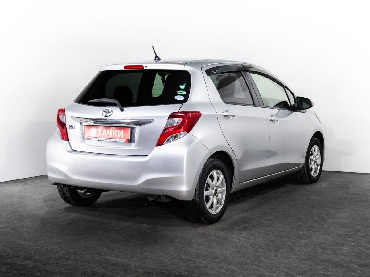 Toyota Vitz 2014 - фото автомобиля
