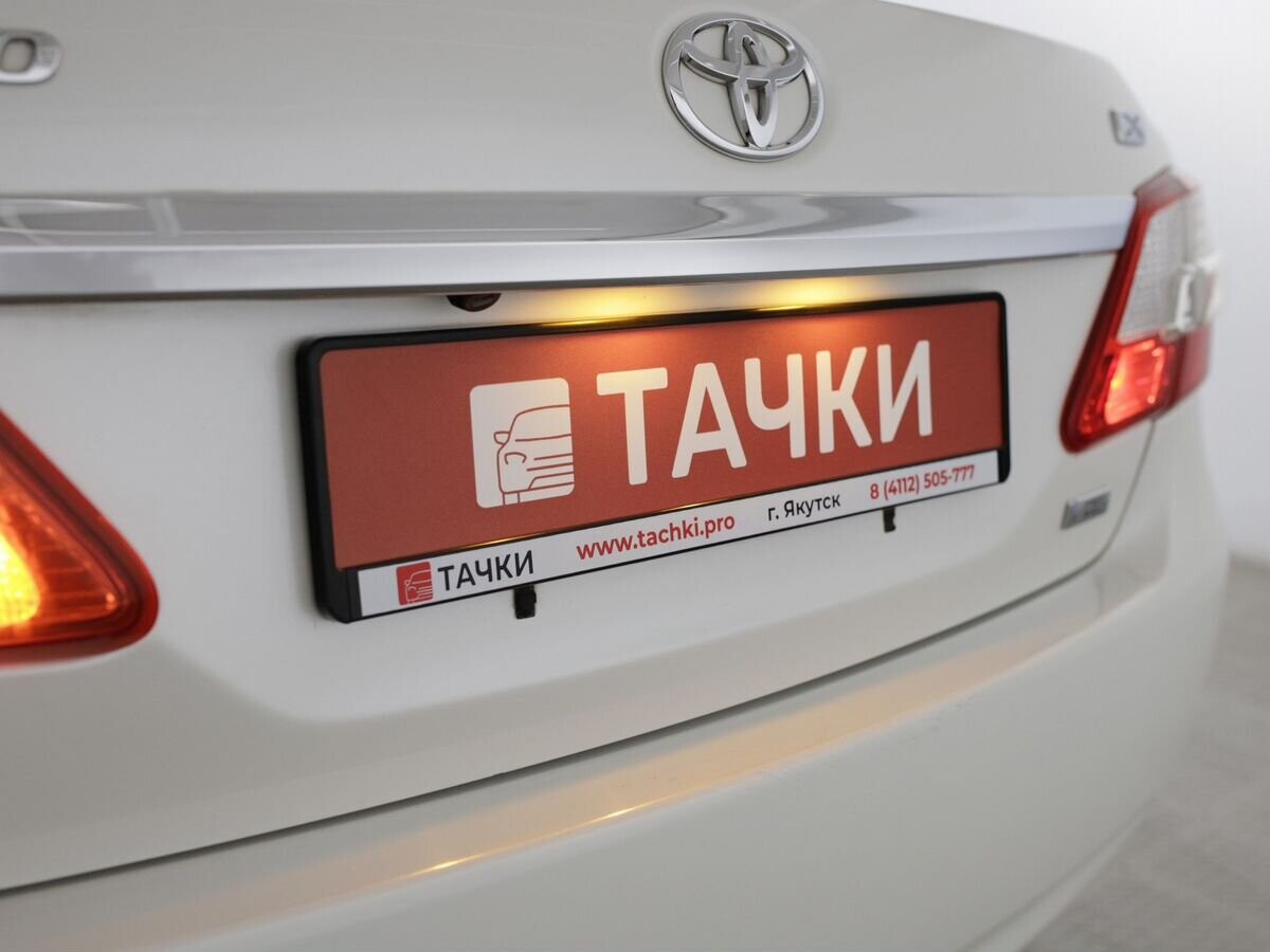 Toyota Premio 2012 - фото автомобиля