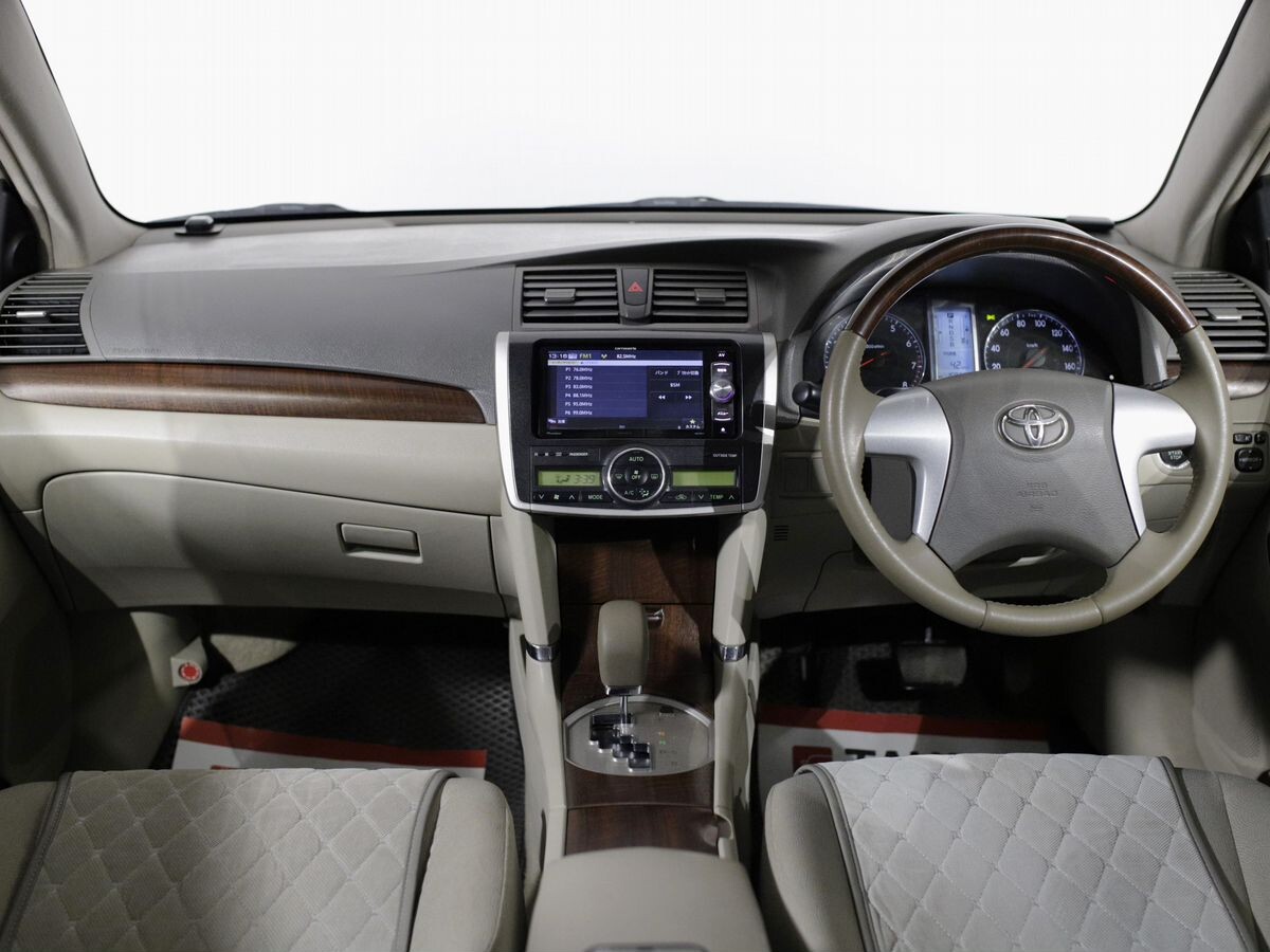 Toyota Premio 2012 - фото автомобиля