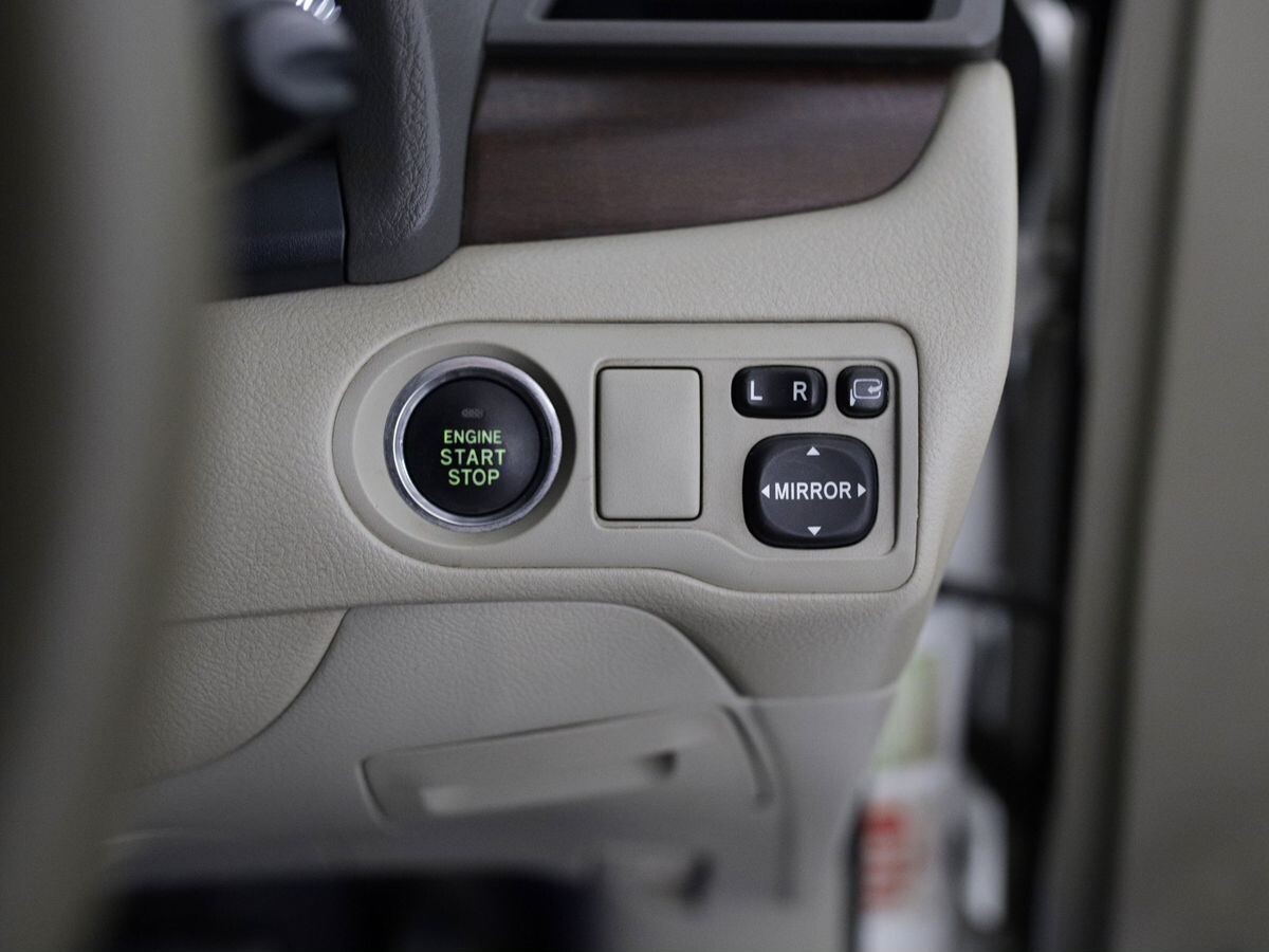 Toyota Premio 2012 - фото автомобиля