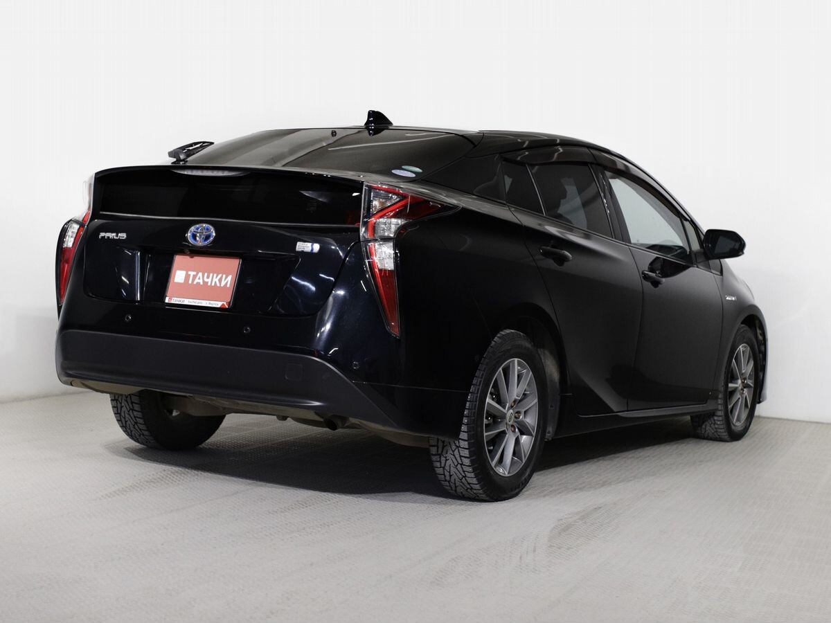 Toyota Prius 2016 - фото автомобиля