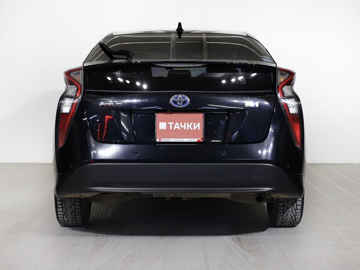 Toyota Prius 2016 - фото автомобиля