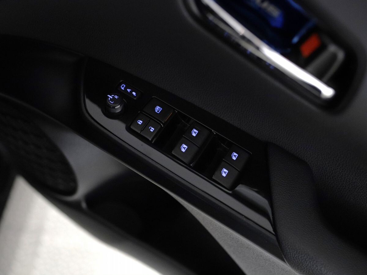 Toyota Prius 2016 - фото автомобиля