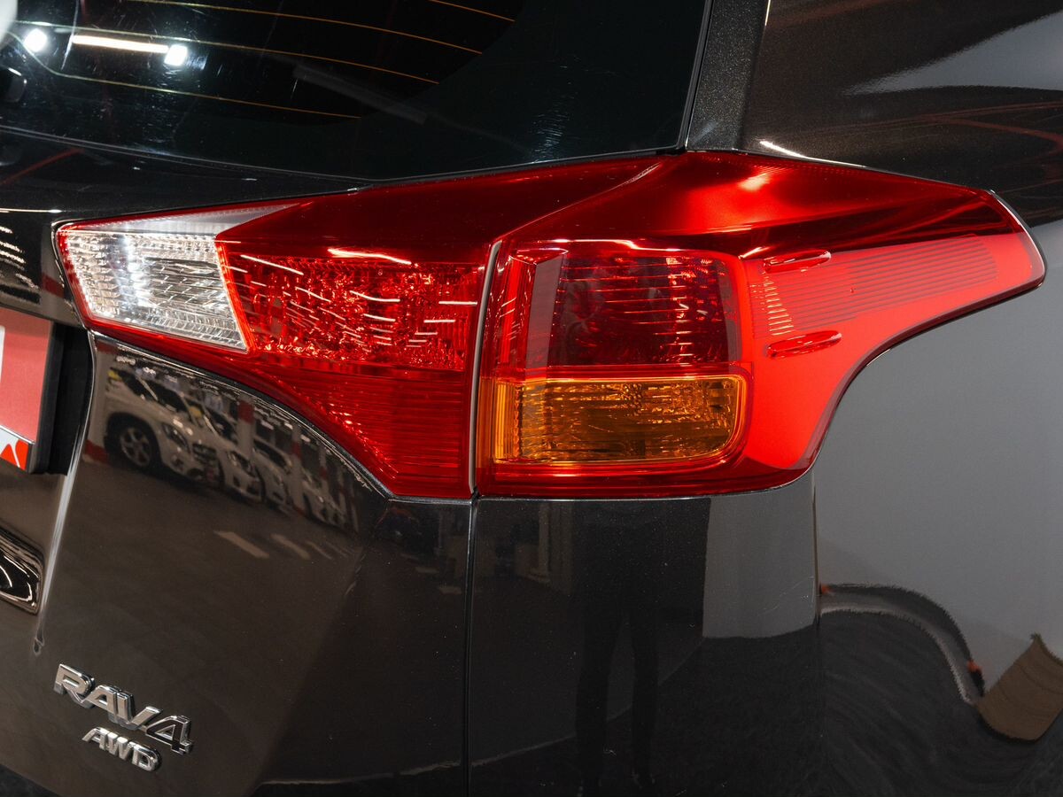 Toyota RAV4 2014 - фото автомобиля
