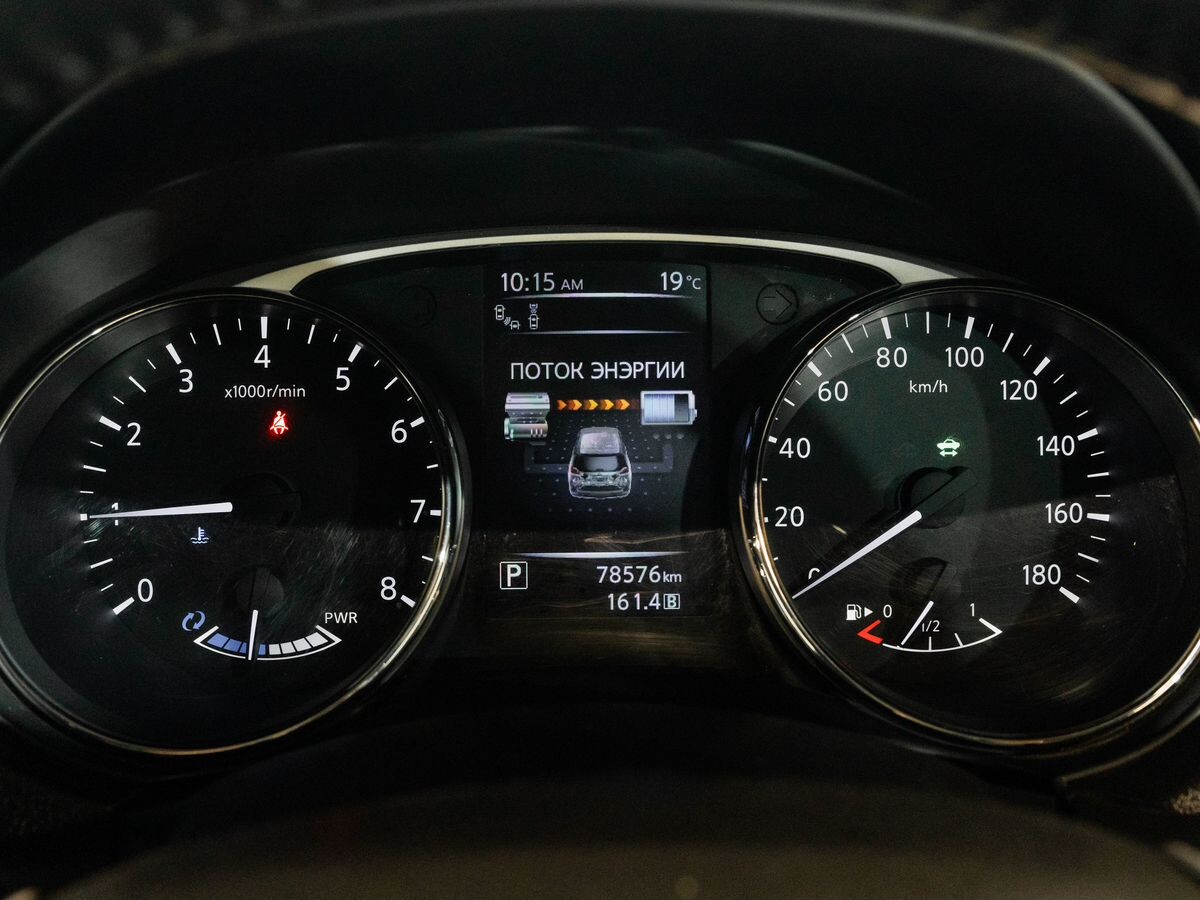 Nissan X-Trail 2015 - фото автомобиля