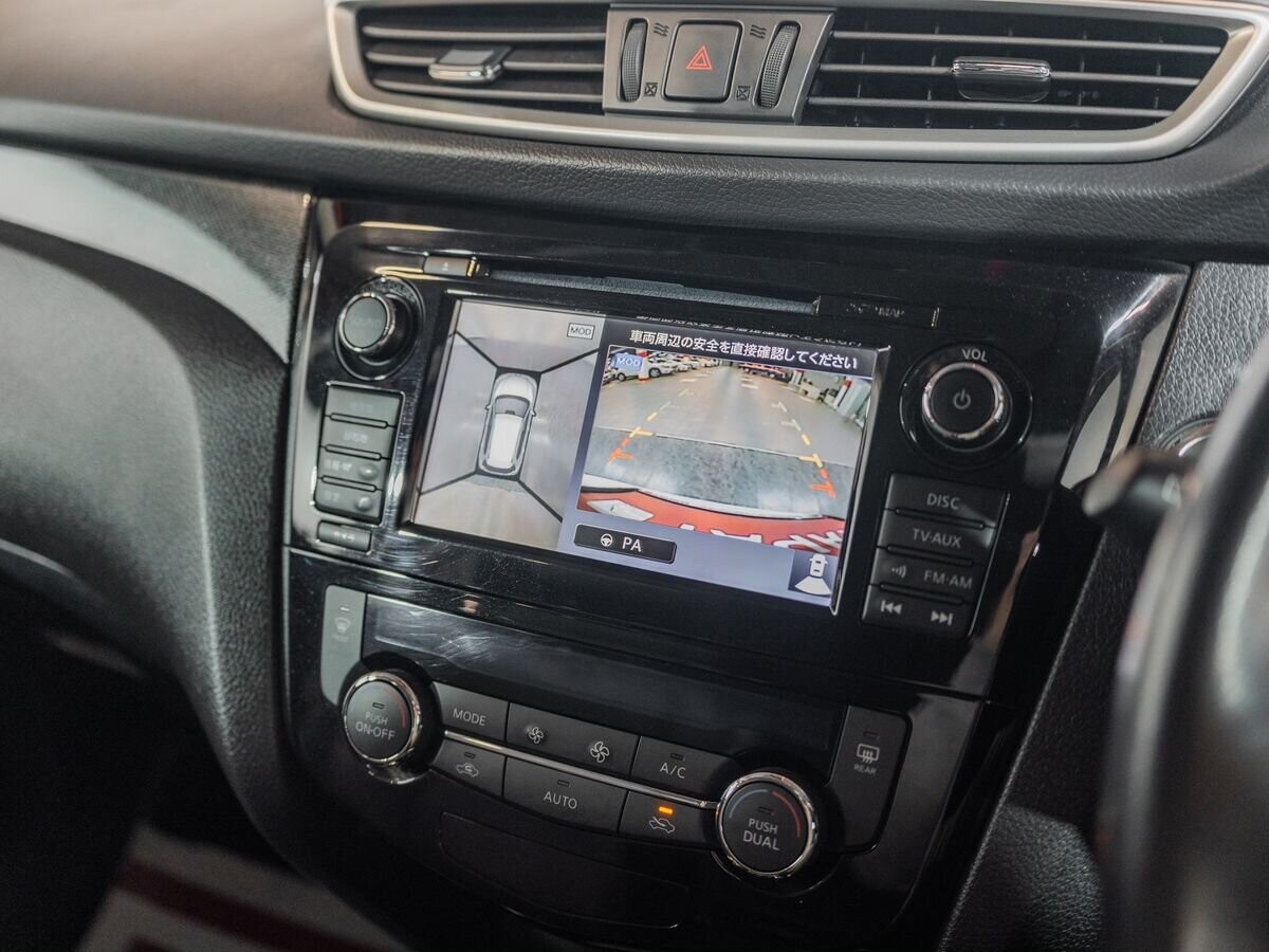 Nissan X-Trail 2015 - фото автомобиля