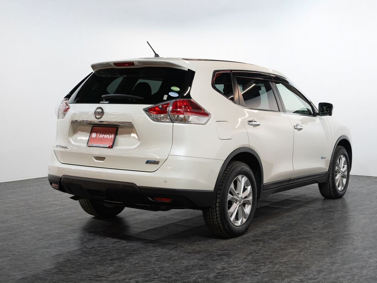 Nissan X-Trail 2015 - фото автомобиля