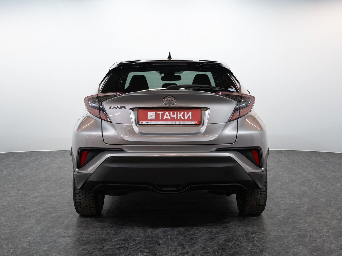 Toyota C-HR 2018 - фото автомобиля