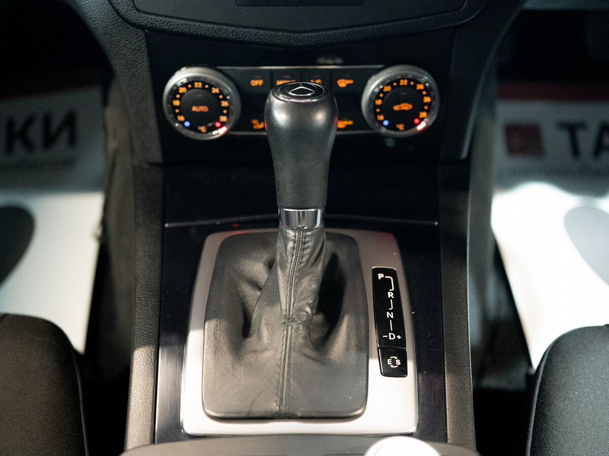 Mercedes-Benz C-Класс 2010 - фото автомобиля