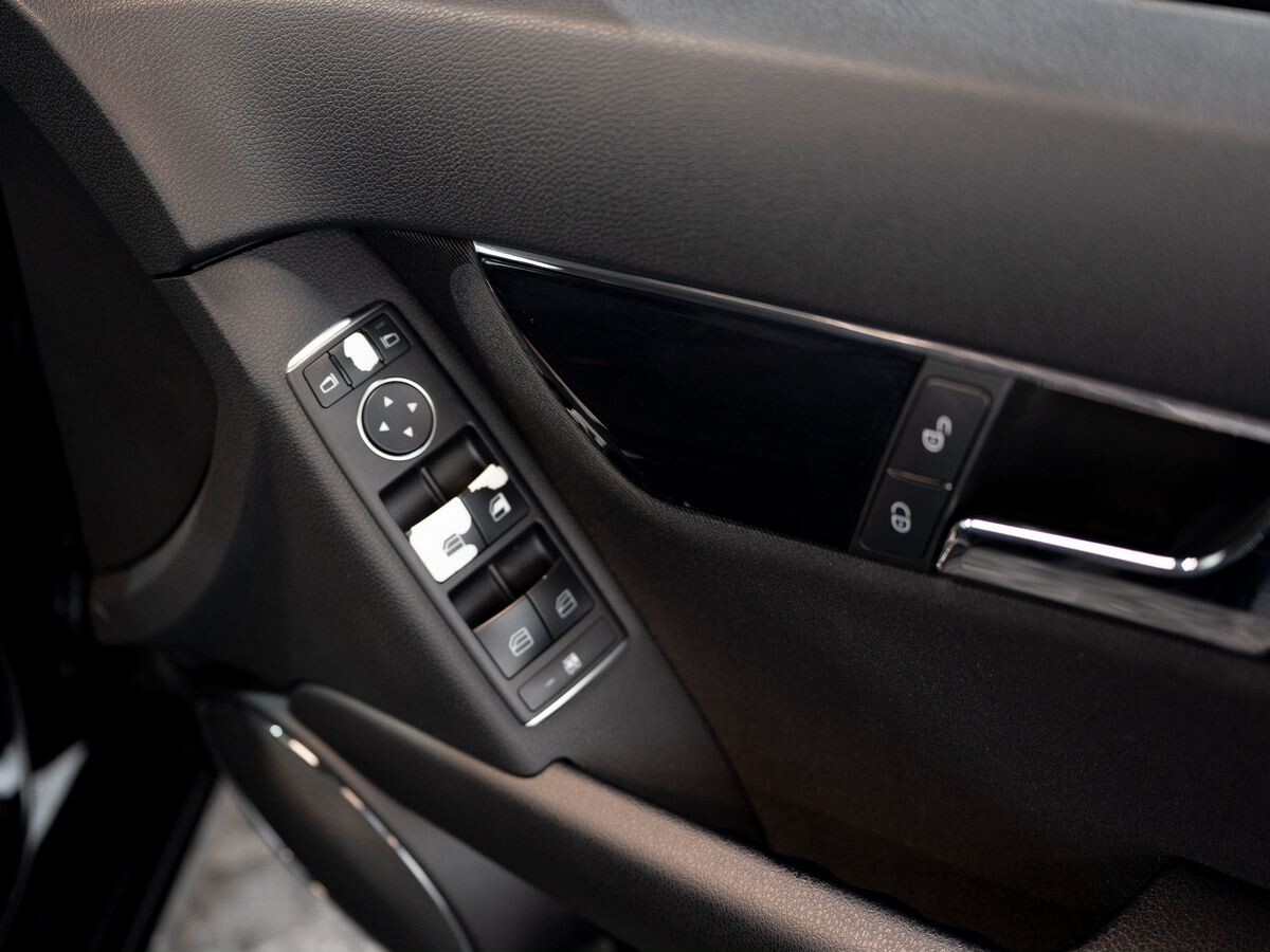 Mercedes-Benz C-Класс 2010 - фото автомобиля