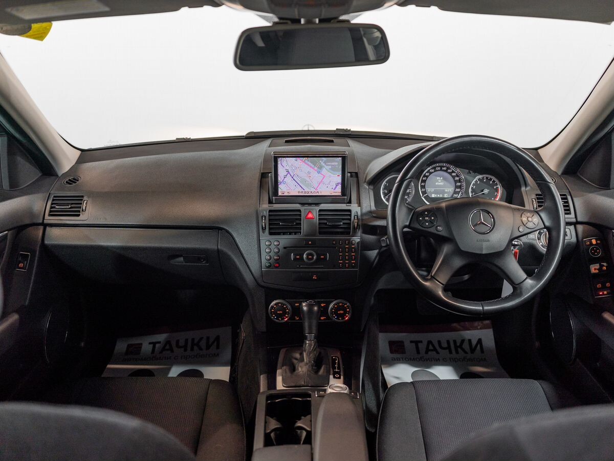 Mercedes-Benz C-Класс 2010 - фото автомобиля