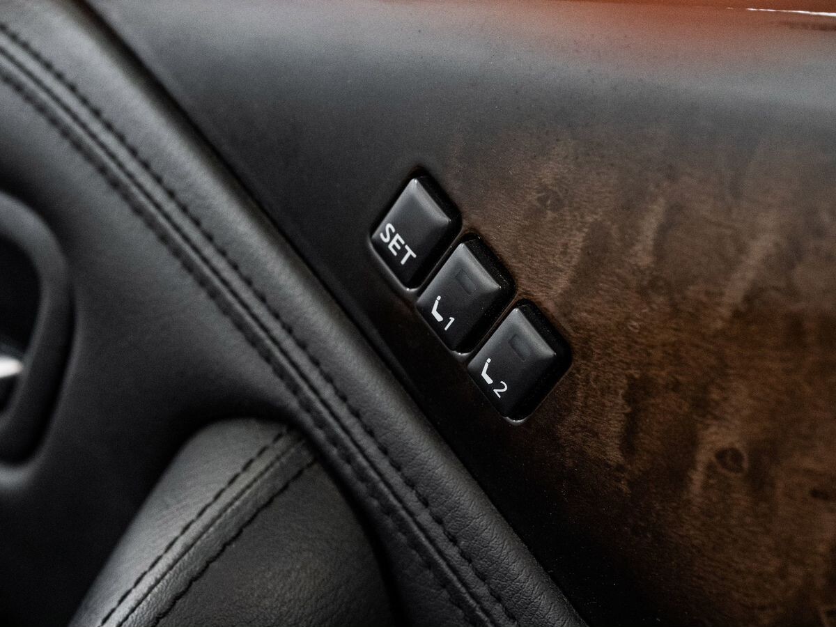 Infiniti QX80 2014 - фото автомобиля