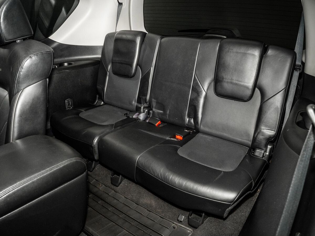 Infiniti QX80 2014 - фото автомобиля