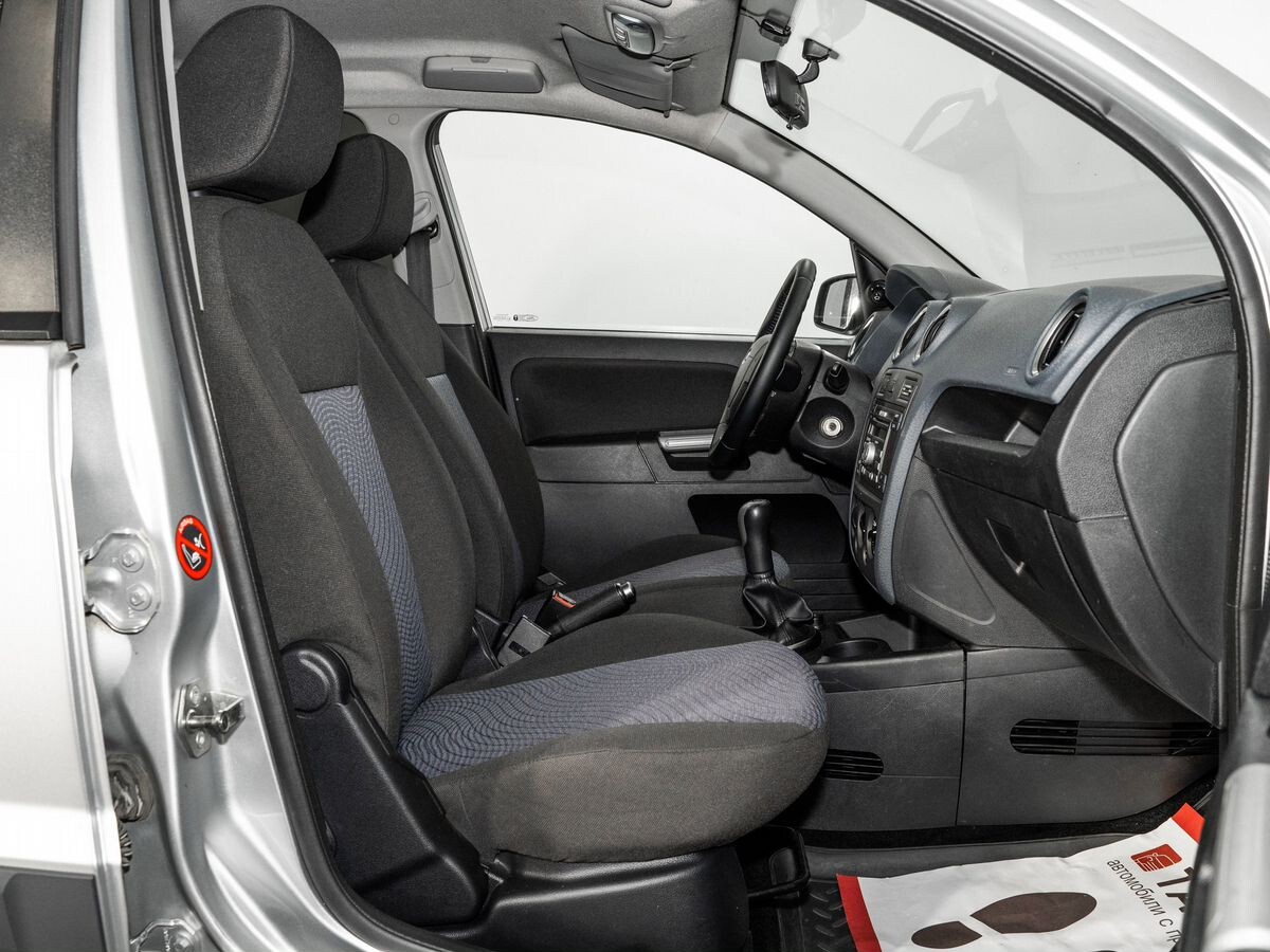 Ford Fusion 2008 - фото автомобиля