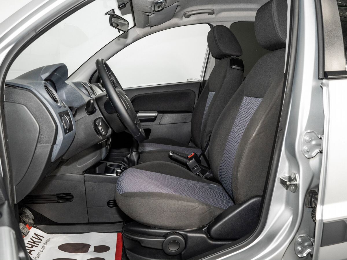 Ford Fusion 2008 - фото автомобиля