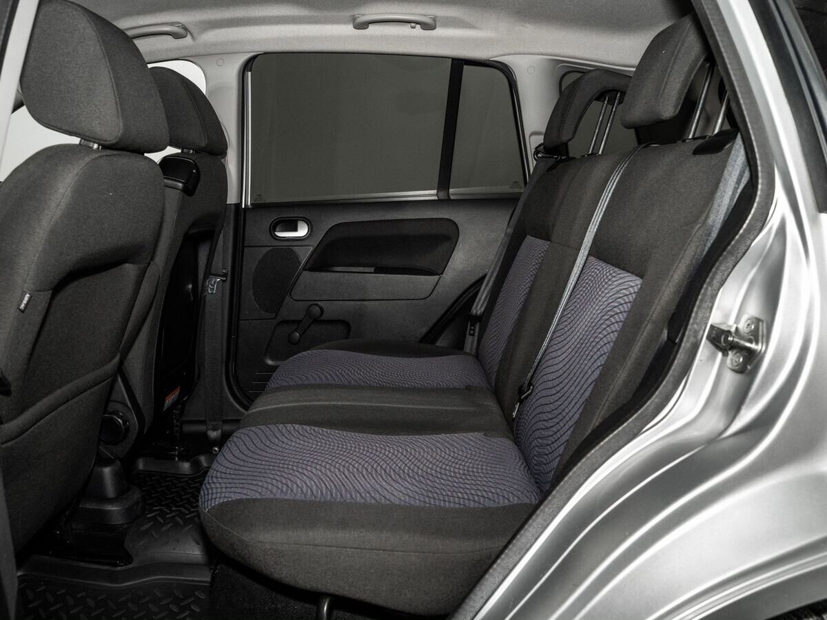 Ford Fusion 2008 - фото автомобиля