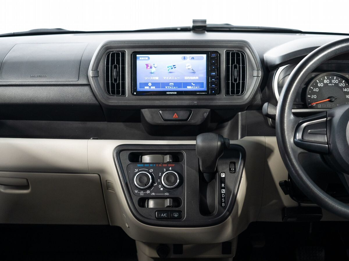 Toyota Passo 2018 - фото автомобиля