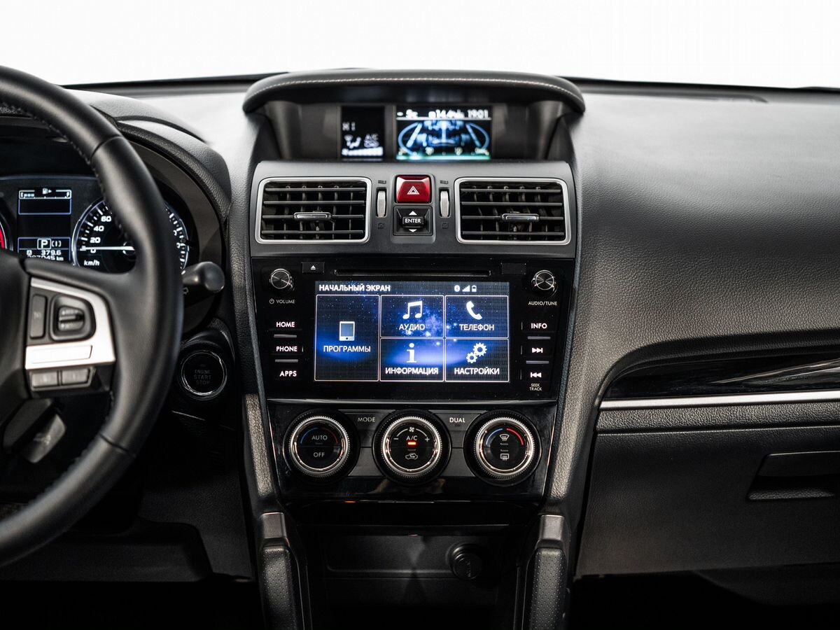 Subaru Forester 2016 - фото автомобиля