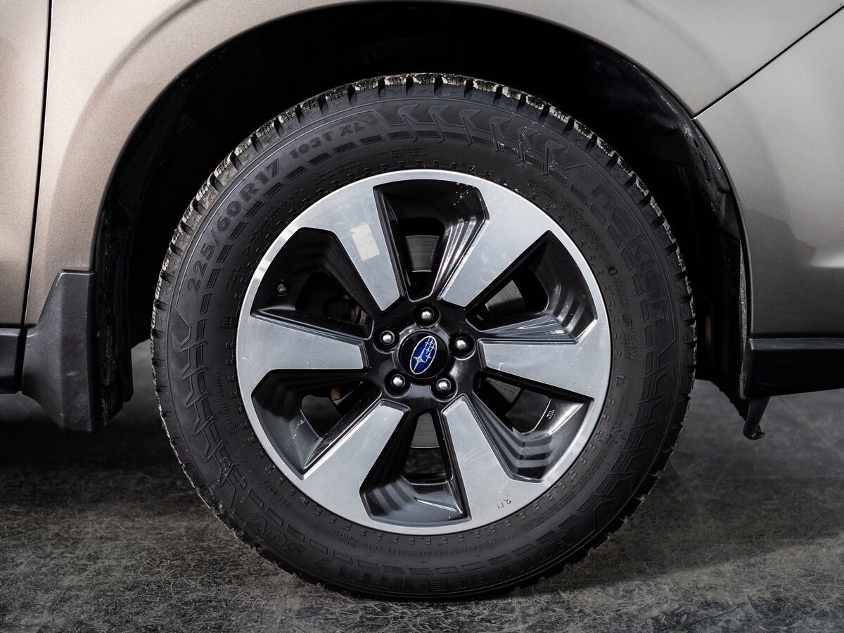 Subaru Forester 2016 - фото автомобиля