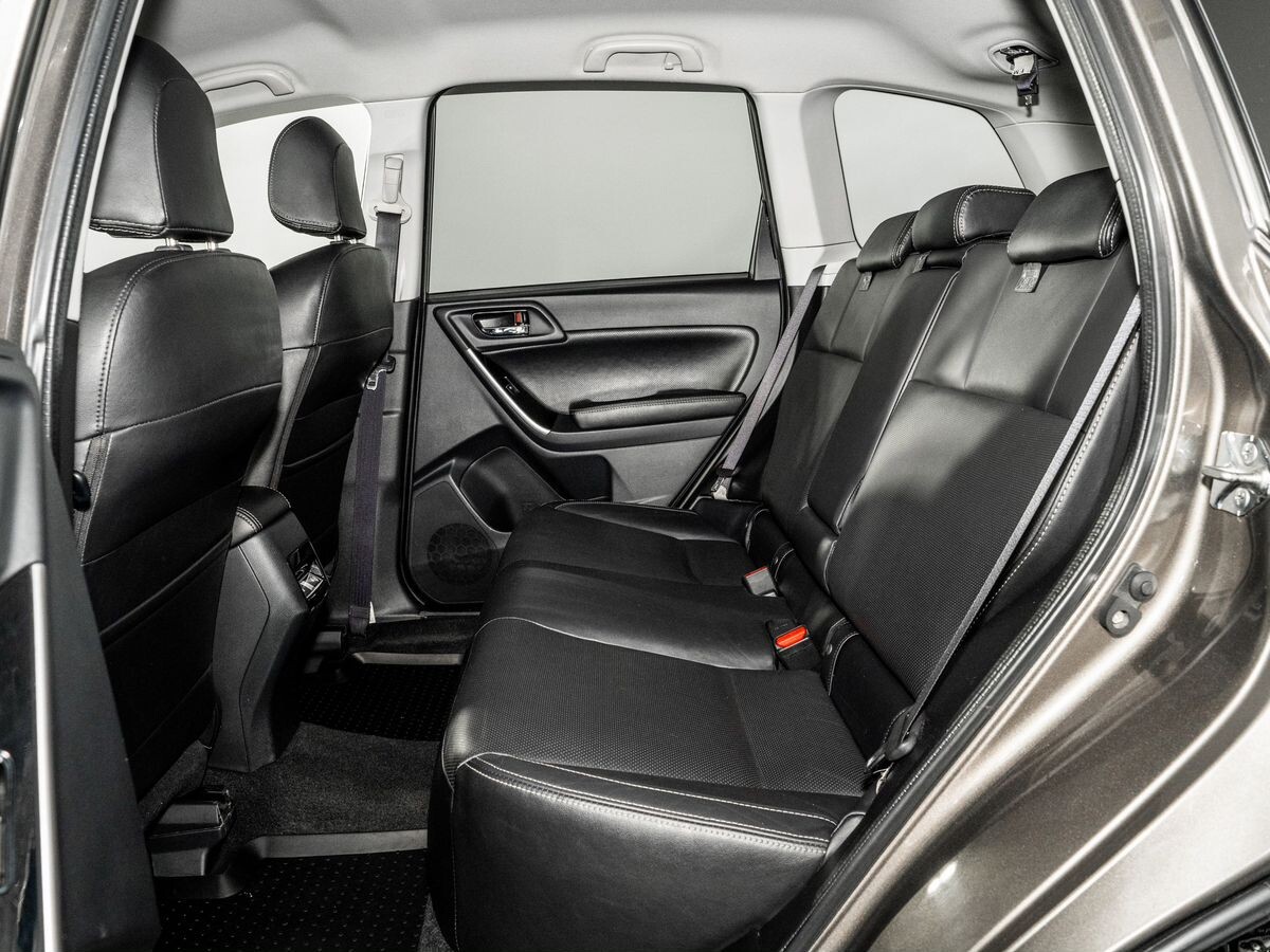 Subaru Forester 2016 - фото автомобиля