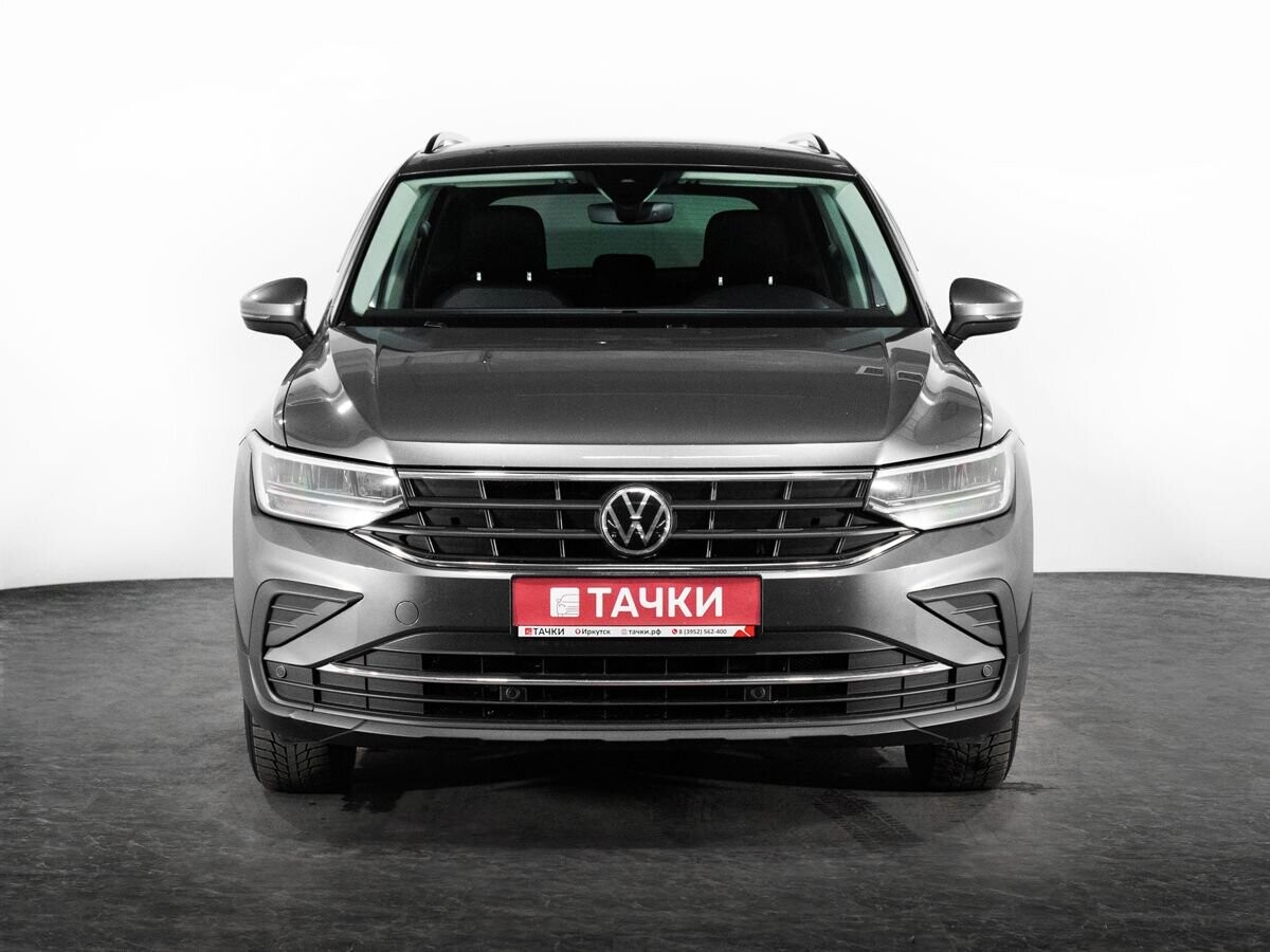 Volkswagen Tiguan 2021 - фото автомобиля