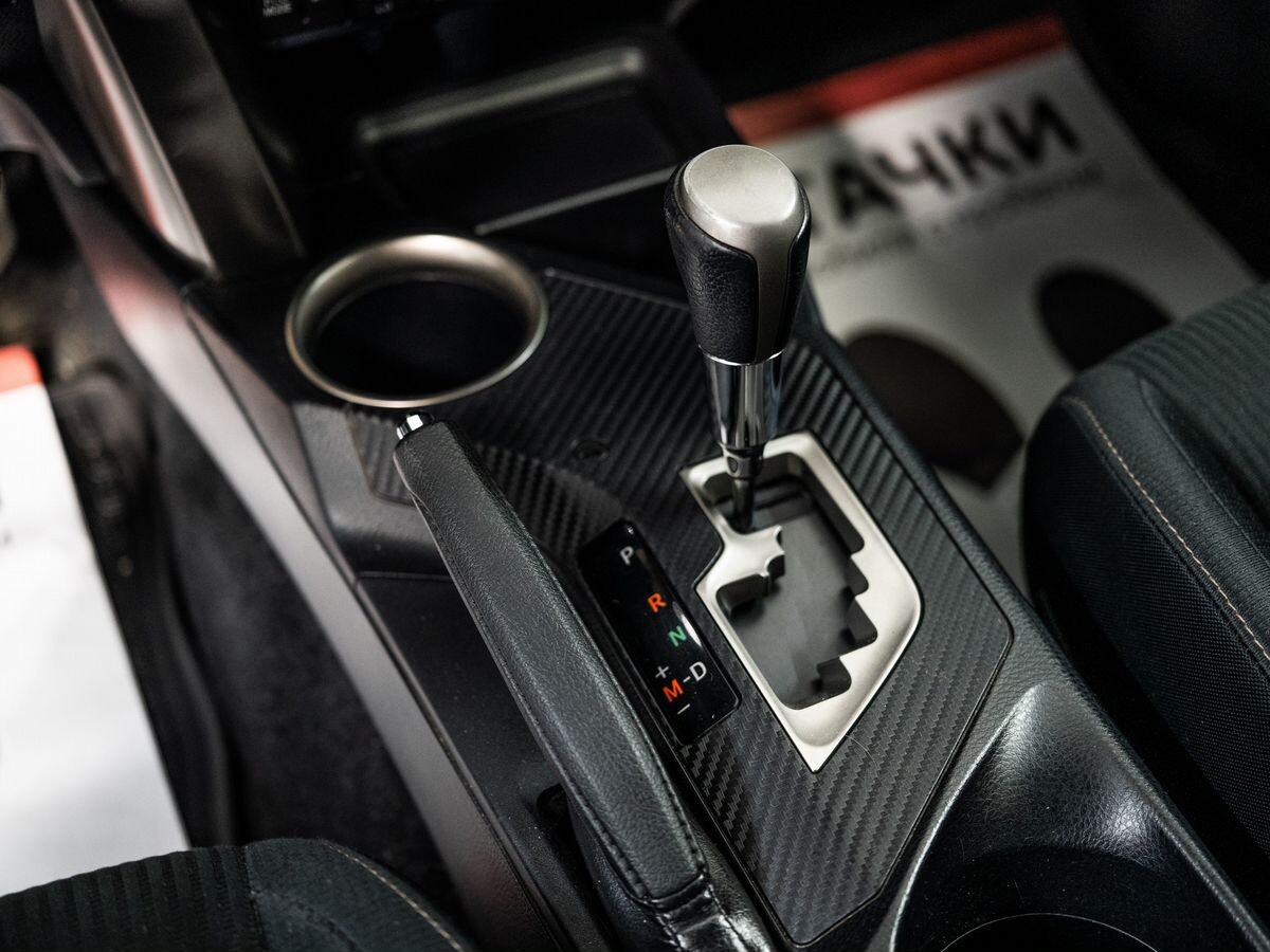 Toyota RAV4 2013 - фото автомобиля