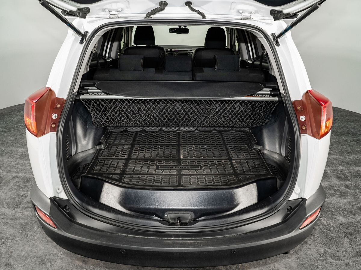 Toyota RAV4 2013 - фото автомобиля