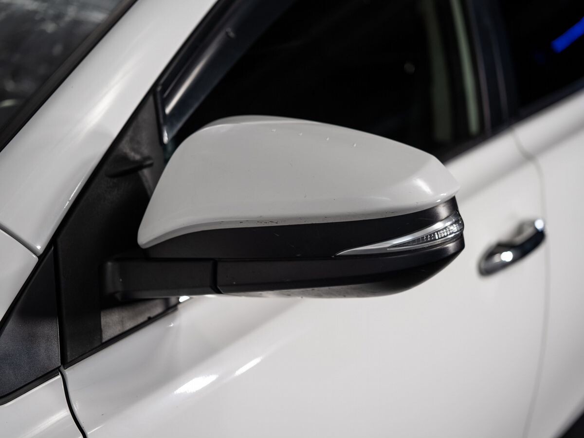 Toyota RAV4 2013 - фото автомобиля