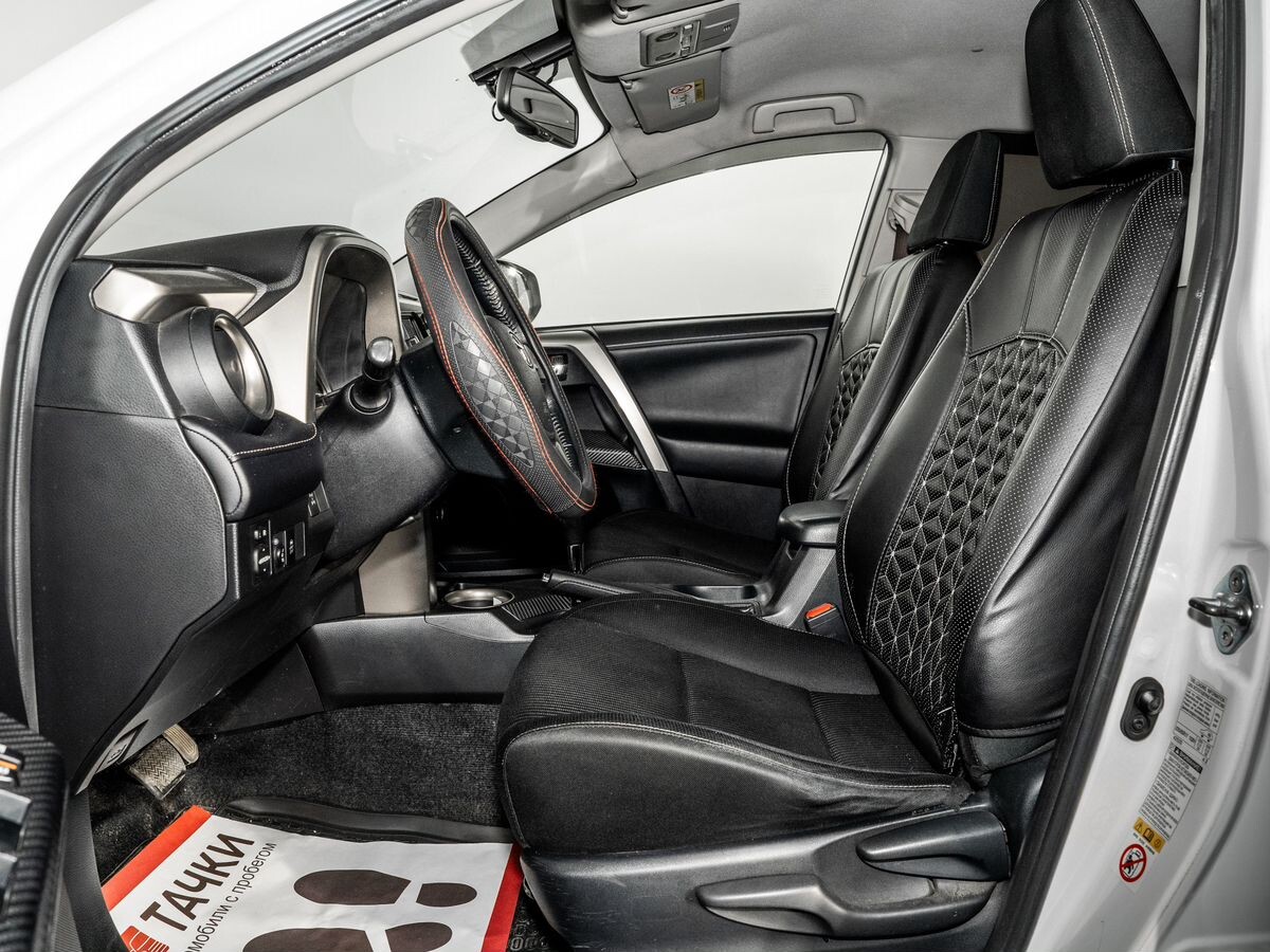 Toyota RAV4 2013 - фото автомобиля