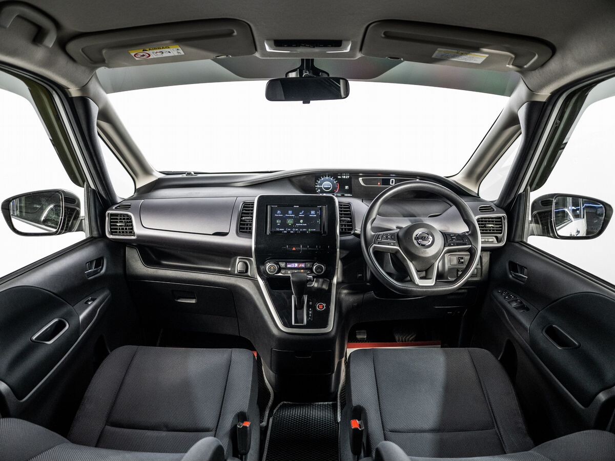 Nissan Serena 2019 - фото автомобиля