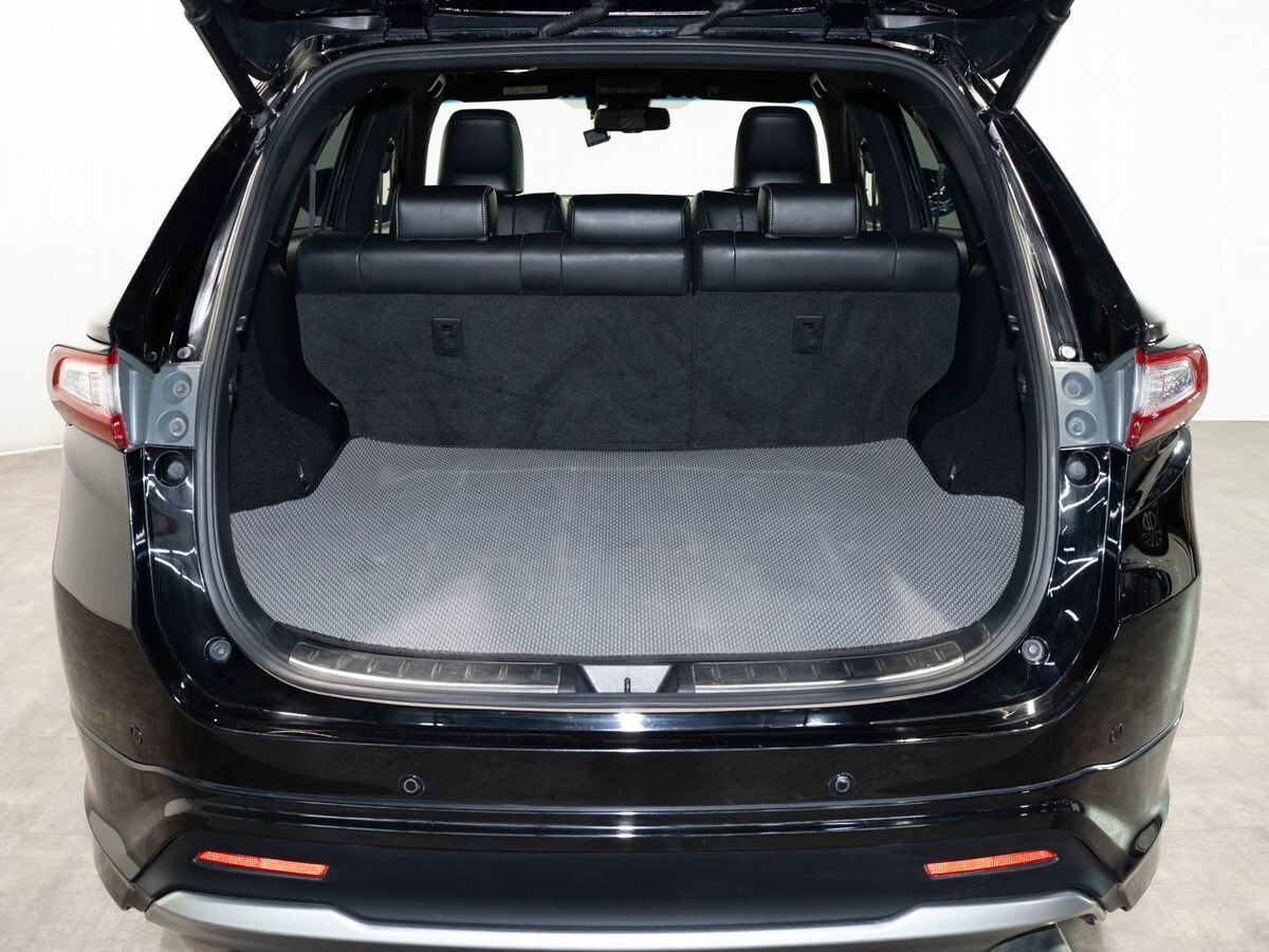 Toyota Harrier 2019 - фото автомобиля