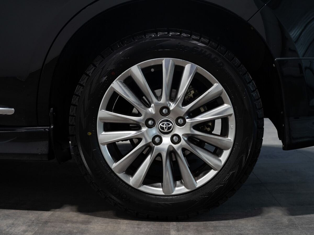 Toyota Harrier 2019 - фото автомобиля