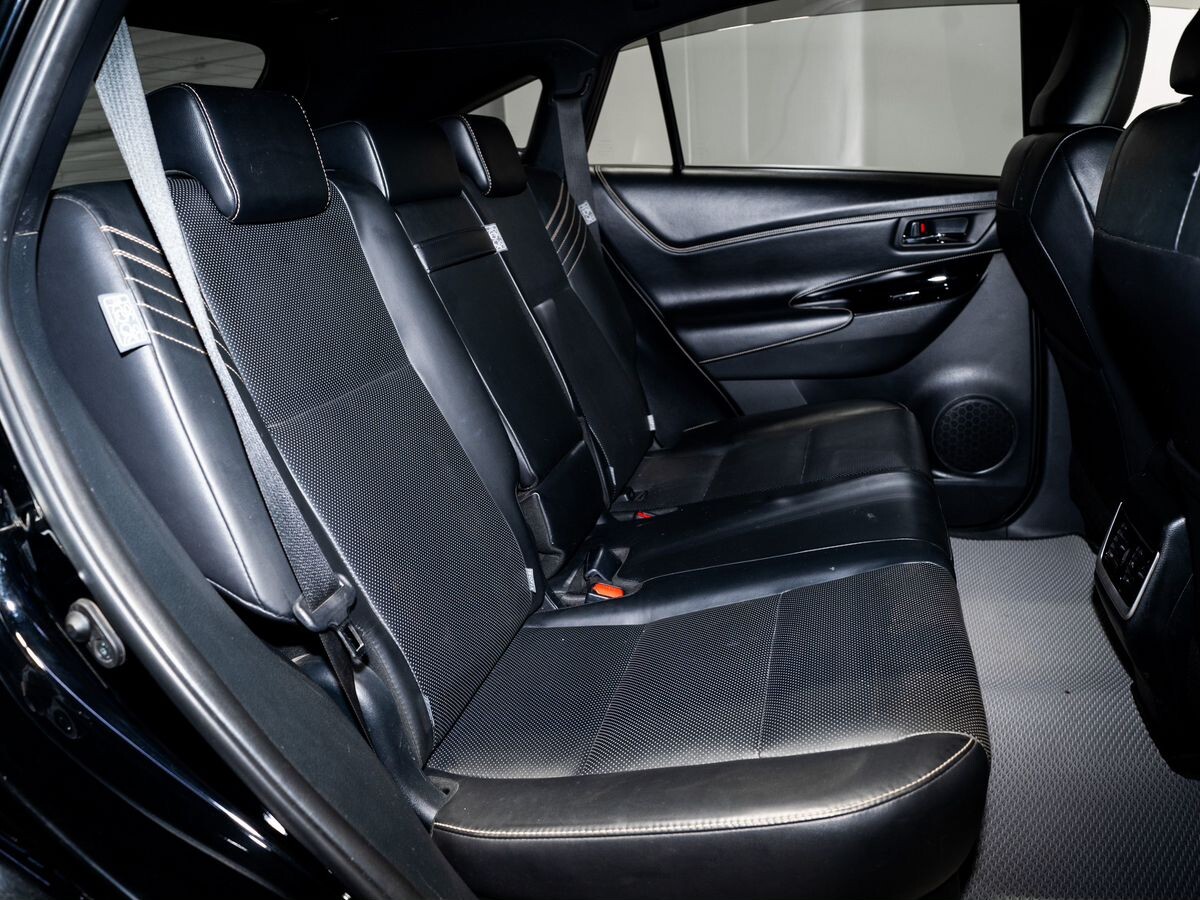 Toyota Harrier 2019 - фото автомобиля