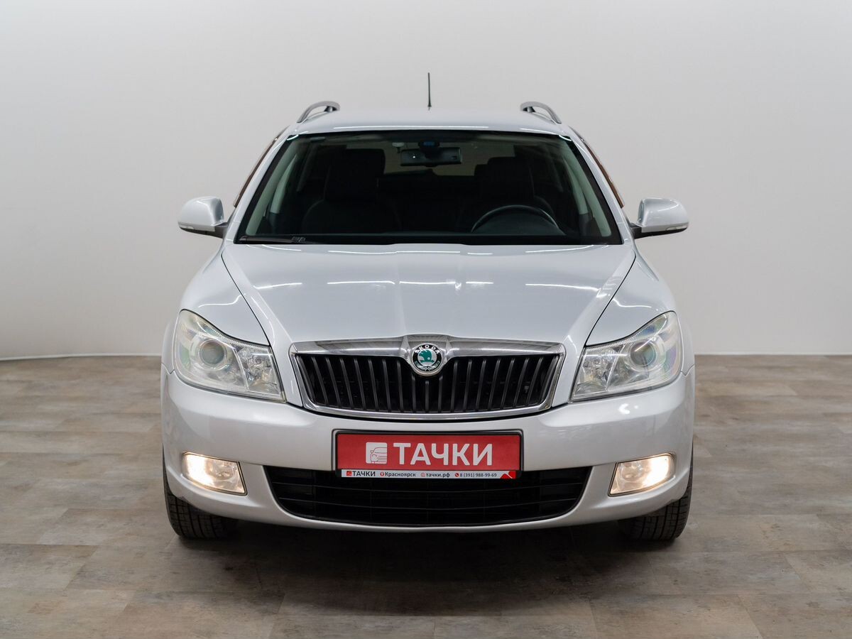 Skoda Octavia 2011 - фото автомобиля