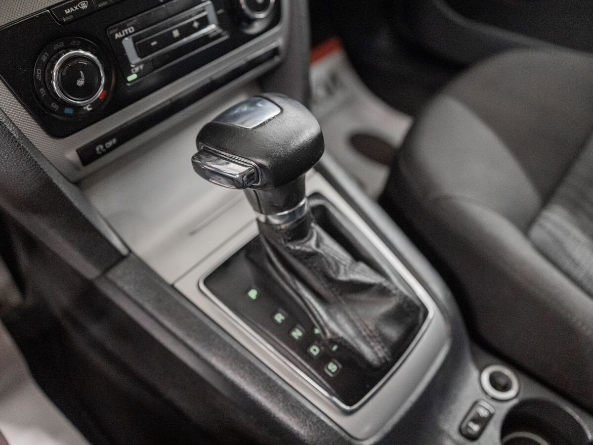 Skoda Octavia 2011 - фото автомобиля