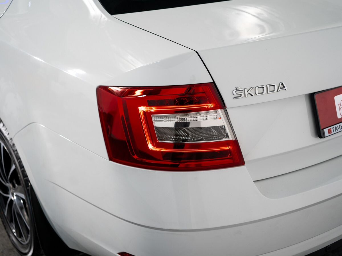 Skoda Octavia 2020 - фото автомобиля