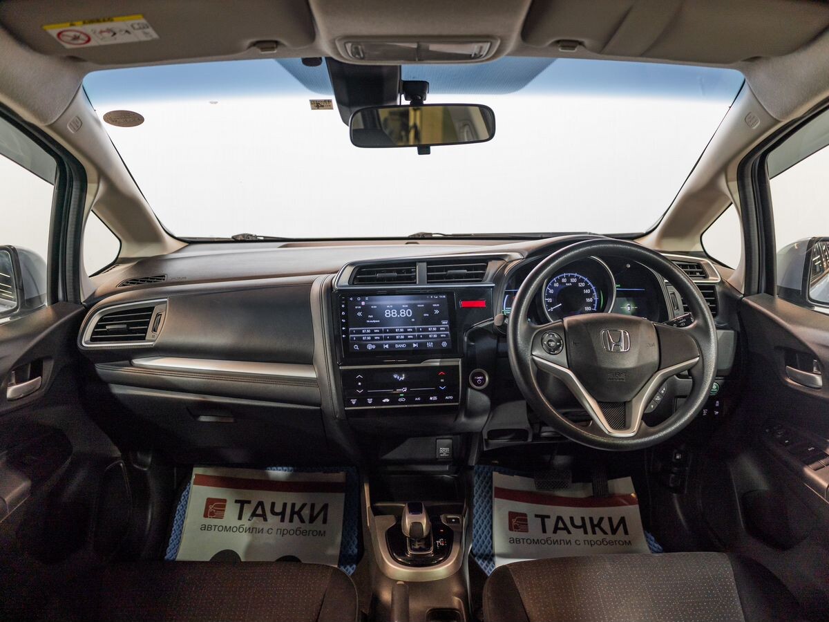 Honda Fit 2016 - фото автомобиля