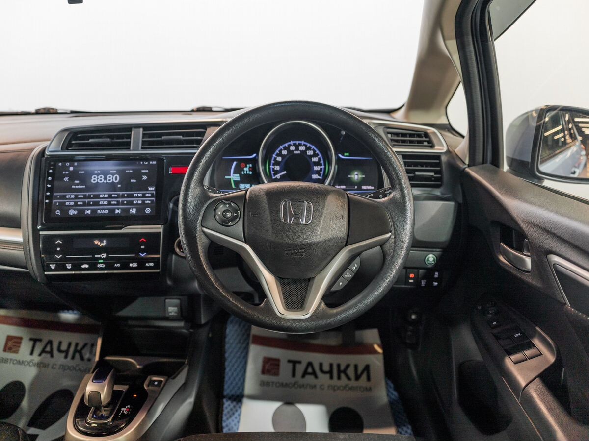 Honda Fit 2016 - фото автомобиля