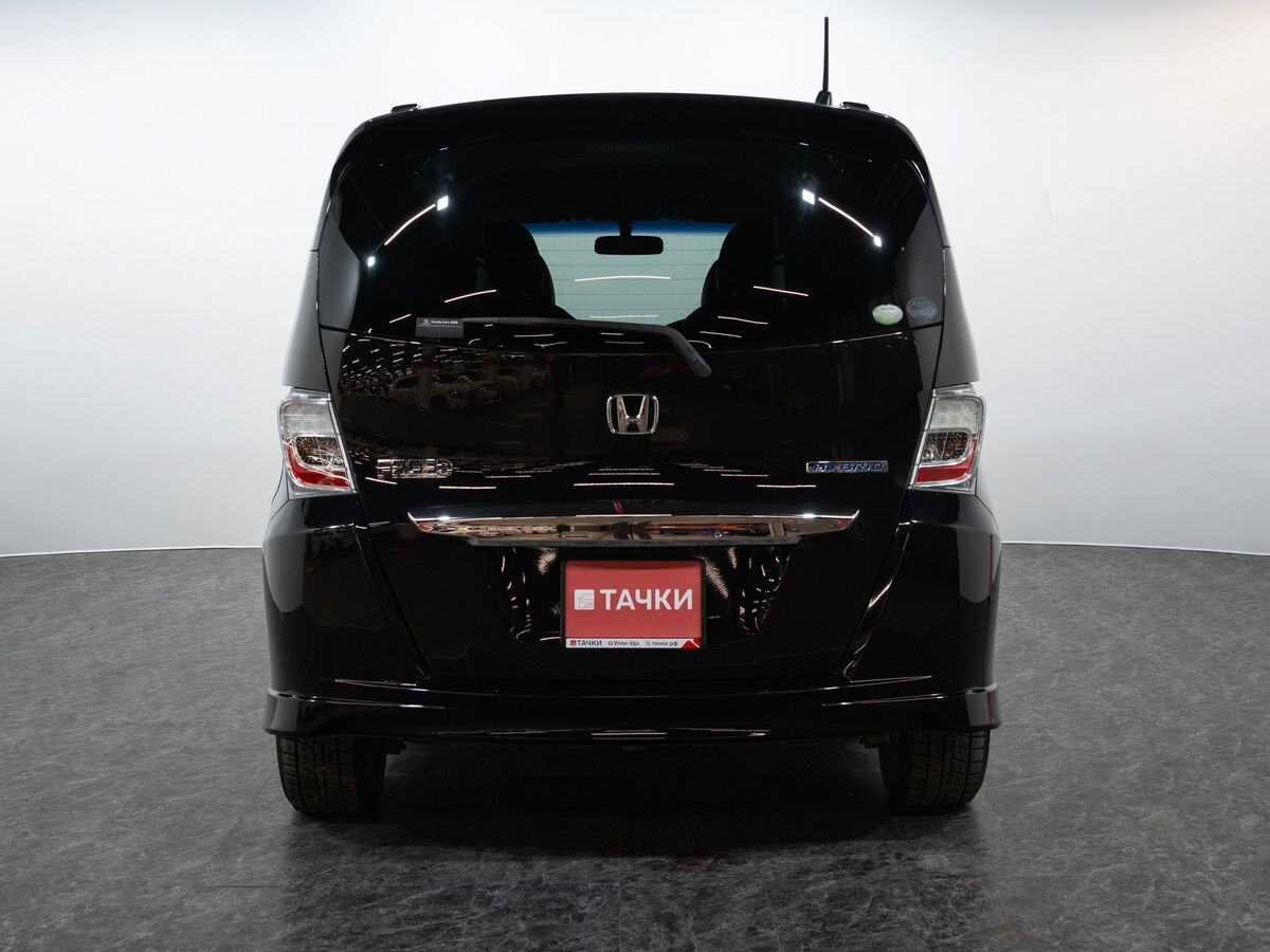 Honda Freed 2011 - фото автомобиля